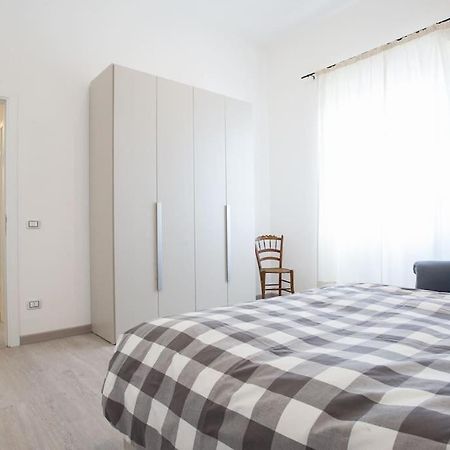 Appartamento 2 Camere Da Letto Al Politeama Palermo Bagian luar foto